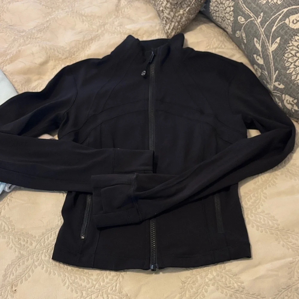 Lulu cropped define - Picture 2 of 3